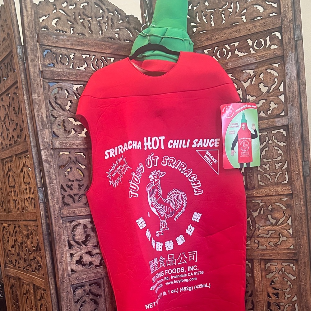 Sriracha Hot Chili Sauce Red Costume Shirt - Unbranded